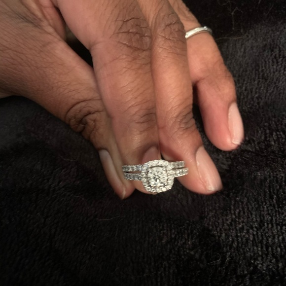 Bridal ring set - Picture 3 of 6